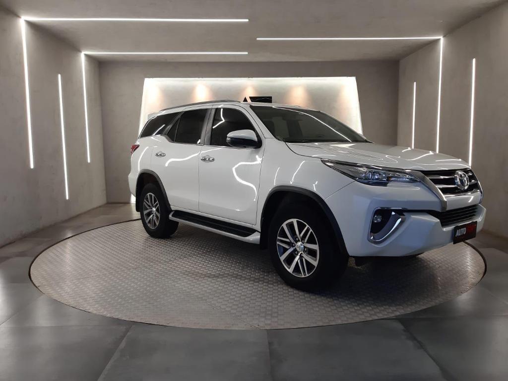 Toyota Sw4 Hilux SW4 SRX 4x4 2.8 TDI 16V Dies. Aut. 2019