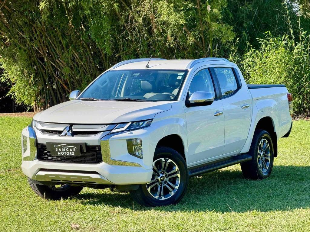 Mitsubishi L200 2022