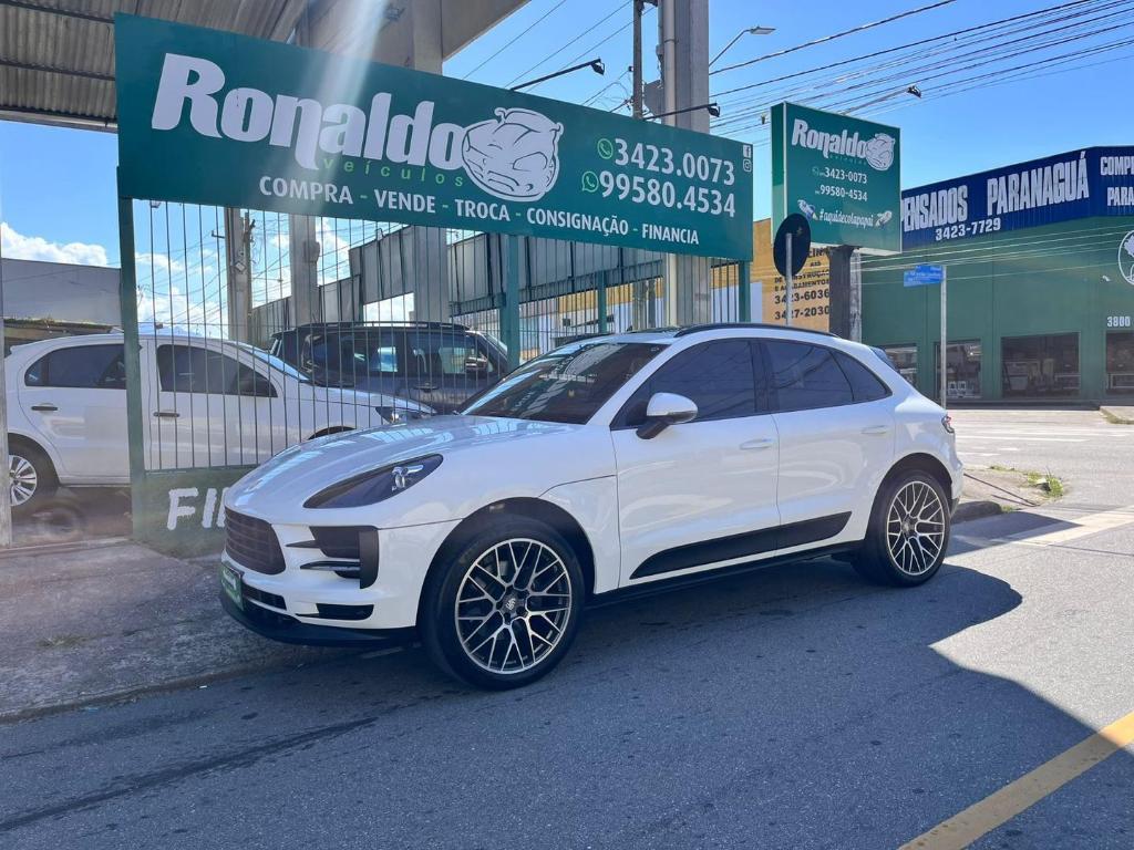 Porsche Macan 2021