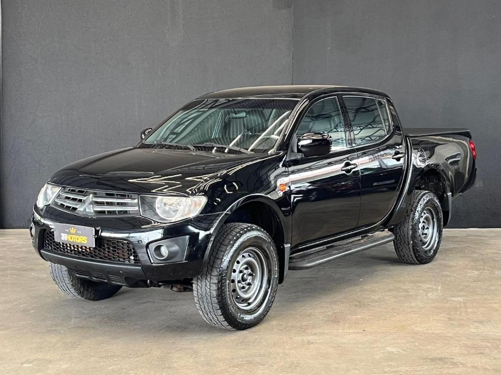 Mitsubishi L200 2012