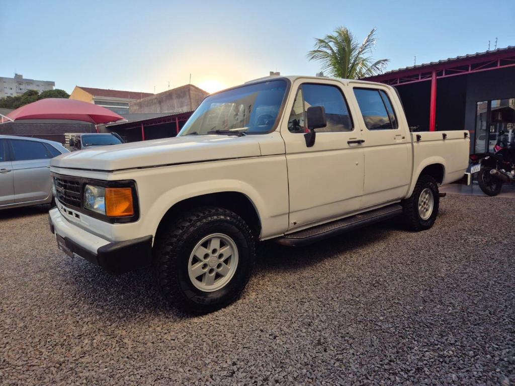 Chevrolet D-20 Custom De Luxe 4.0 1993