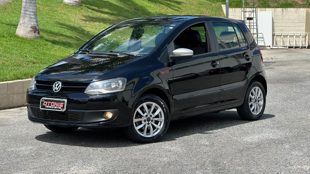 Volkswagen Fox ROCK IN RIO 1.6 8V FLEX 4P 2014