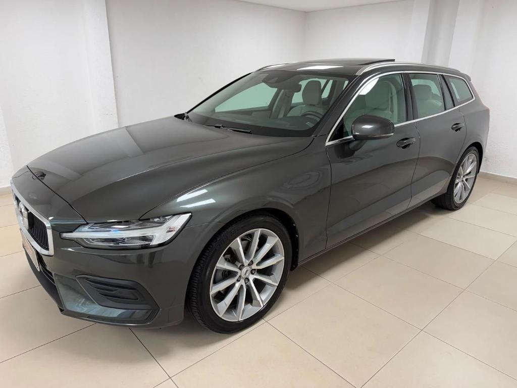 Volvo V60 V60 T-5 MOMENTUM 2.0  5p 2020
