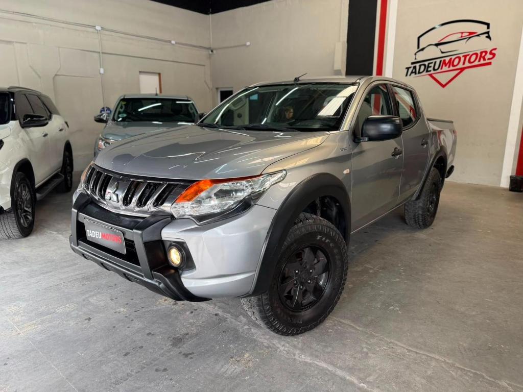Mitsubishi L200 2023