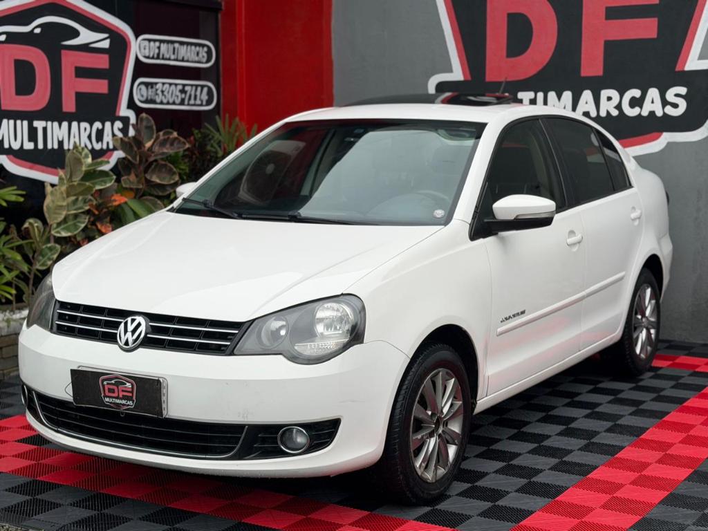 Volkswagen Polo Polo Sed. COMFORT. 1.6 Mi Tot. Flex 8v 2013