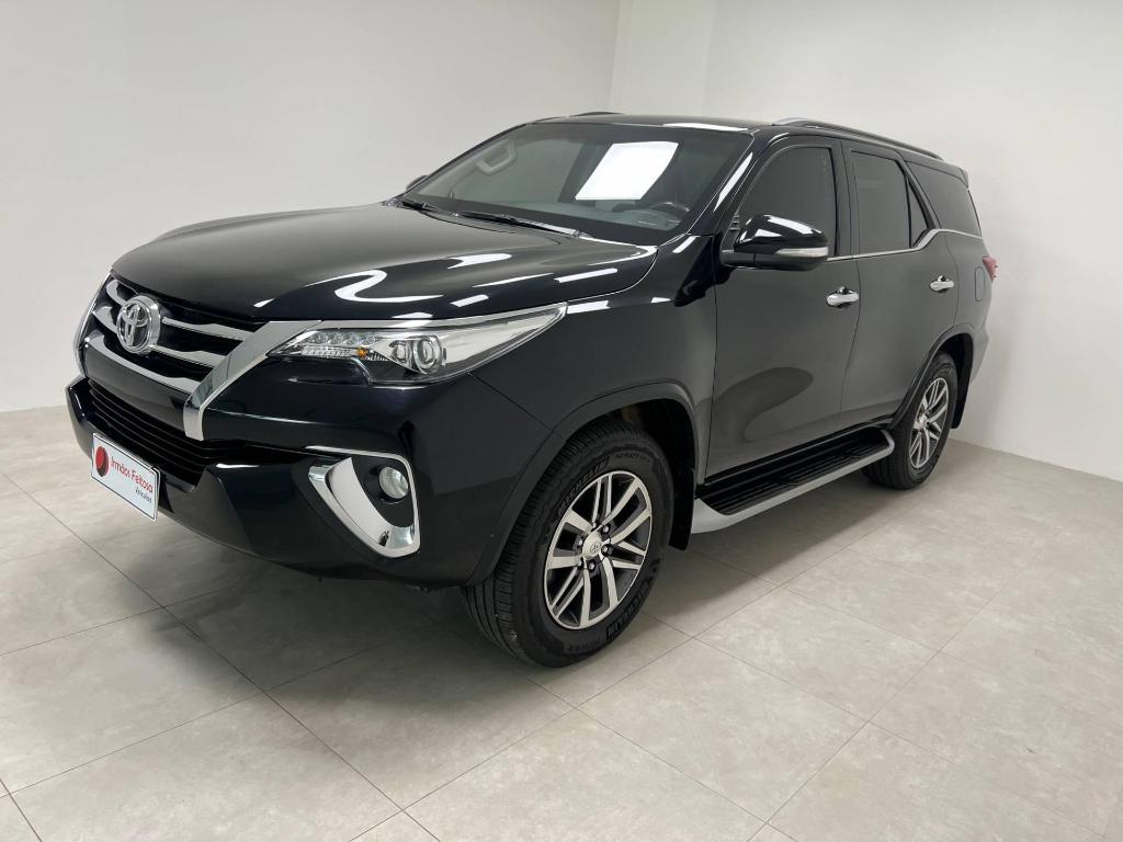 Toyota Hilux Sw4 Hilux SW4 SRX 4x4 2.8 TDI 16V Dies. Aut. 2016