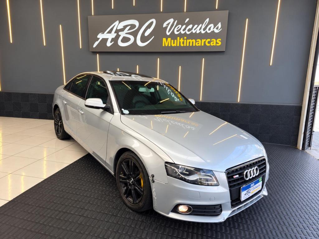 Audi A4 A4 2.0 16V TFSI 200/ 214cv Multitronic 2010