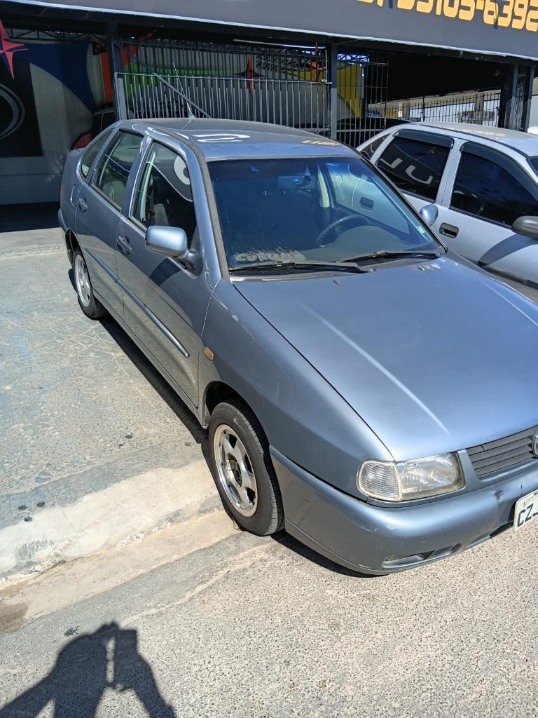 Volkswagen Polo CLASSIC/ SPECIAL 1.8 MI 2000