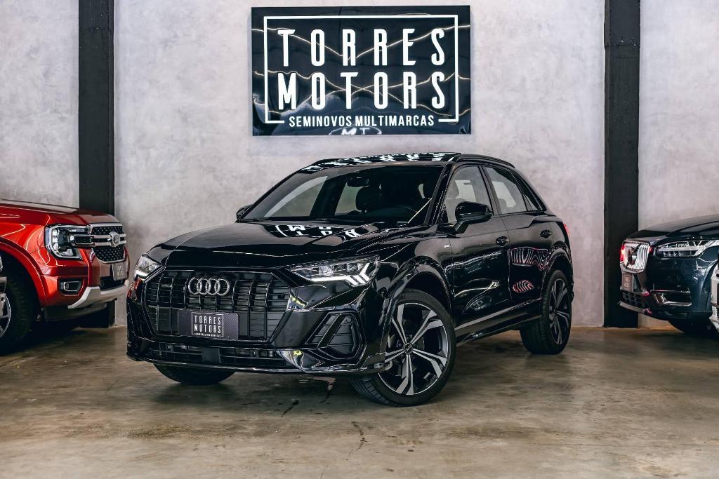 Audi Q3 2.0 40 TFSI GASOLINA PERFORMANCE BLACK PLUS QUATTRO TIPTRONIC 2024