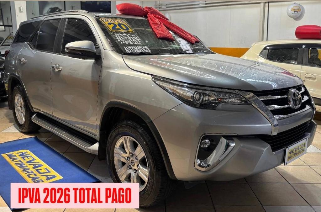 Toyota Hilux Sw4 SRX 4X4 2.8 TB 5LUG AT 2020
