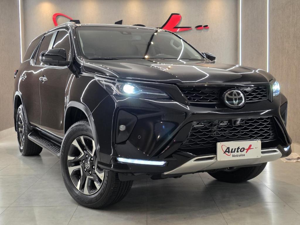 Toyota Sw4 2.8 Tdi Srx Platinum 7l Auto 4wd 2025