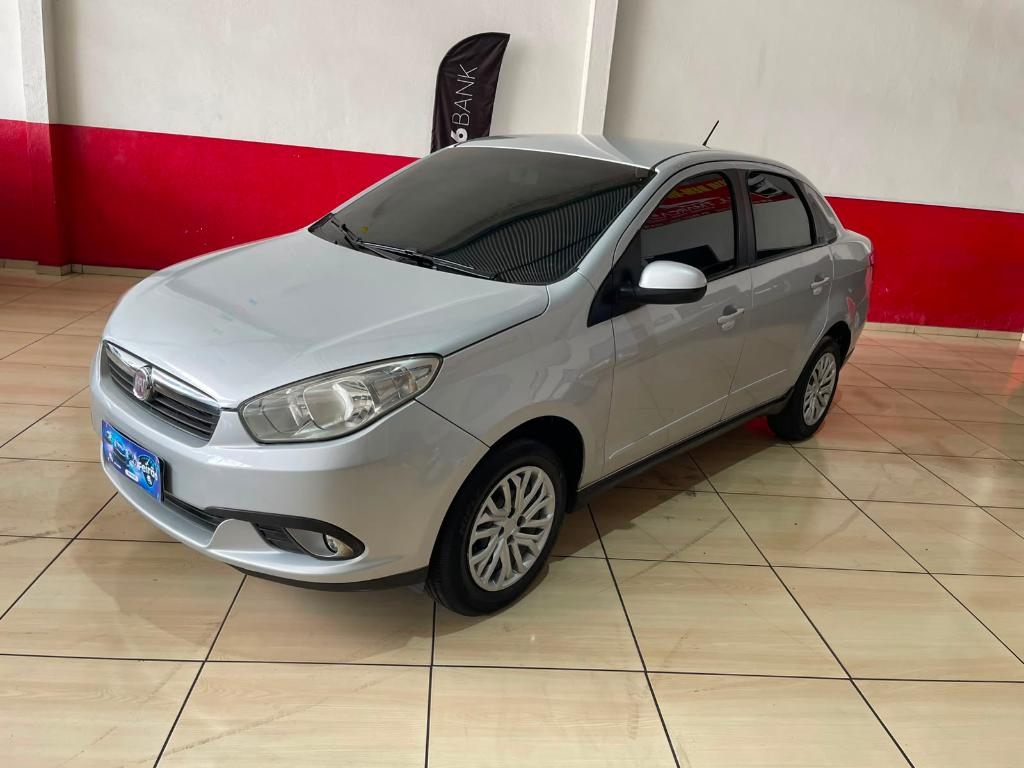 Fiat Grand Siena Grand Siena ATTRAC. 1.4 EVO F.Flex 8V 2013