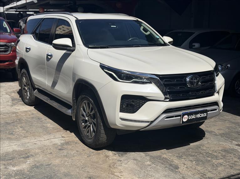 Toyota Hilux Sw4 Hilux SW4 SRX 4x4 2.8 TDI 16V Dies. Aut. 2021