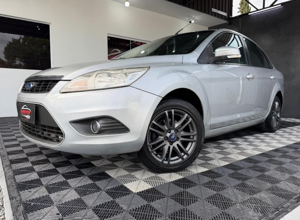 Ford Focus SE PLUS 2.0 16V POWERSHIFT FLEX 2011