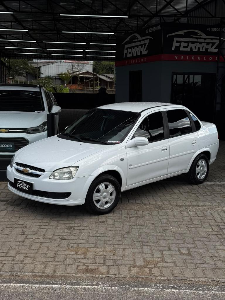 Chevrolet Classic LS C/AR 1.0 VHC-E 8V FLEXPOWER 2012