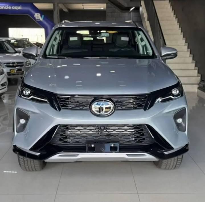Toyota Sw4 2.8 Tdi Srx Platinum 7l Auto 4wd 2026