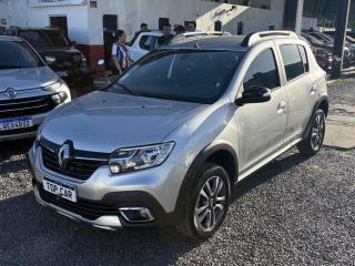 Foto do veículo Renault Sandero 1.6 Stepway Iconic Cvt