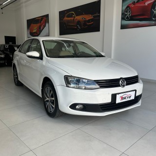 Foto do veículo Volkswagen Jetta 2.0 Total Flex Comfortline