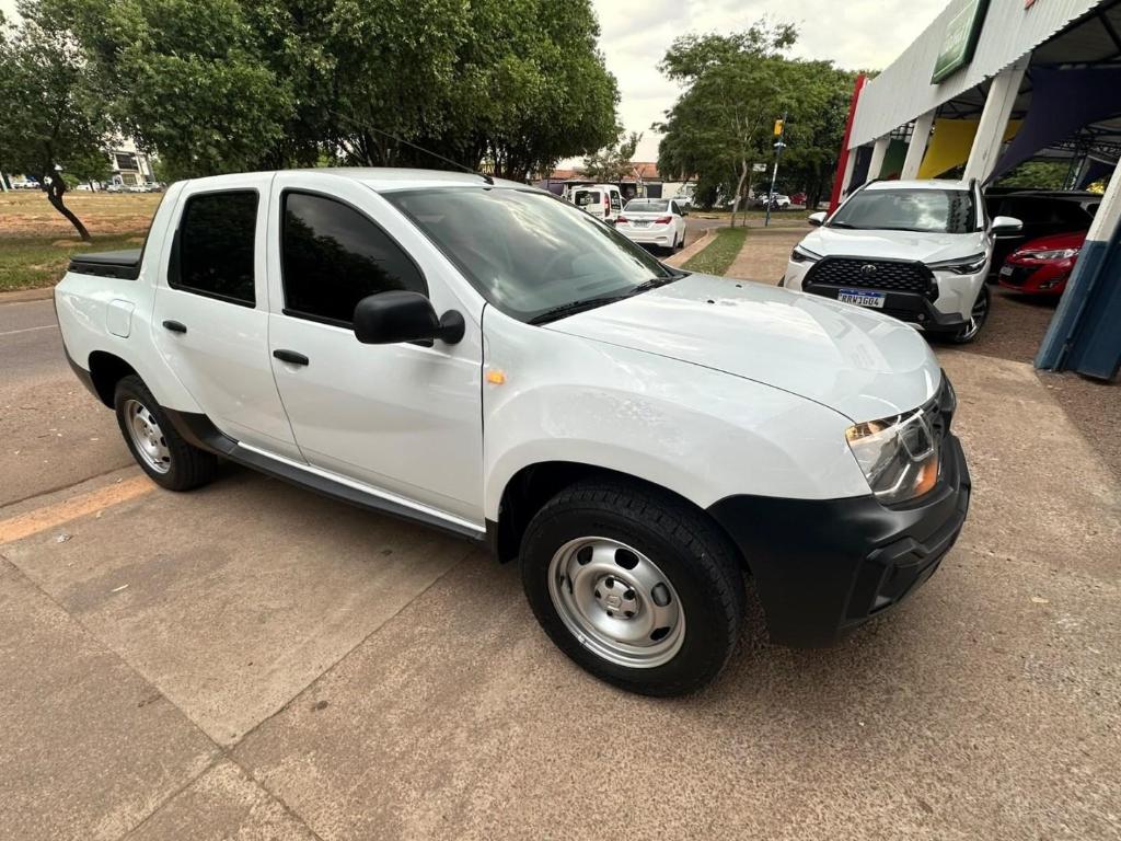 Renault Oroch 1.6 16V SCE FLEX PRO MANUAL 2024