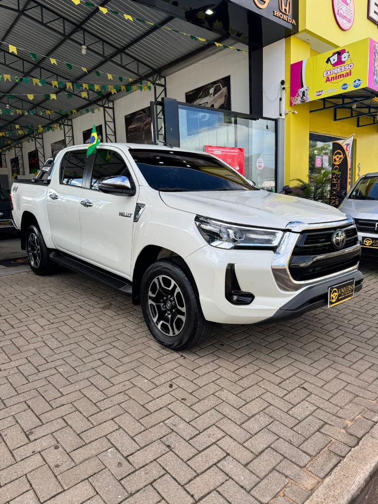 Toyota Hilux 2021