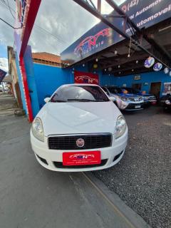 Foto do veículo Fiat Linea 1.8 16v Essence Dualogic