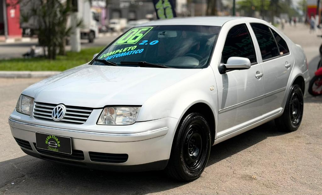Volkswagen Bora 2.0l Auto - Automática