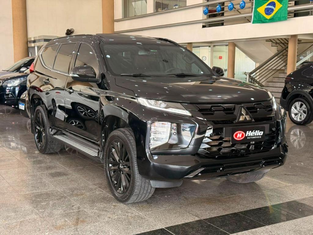 Mitsubishi Pajero SPORT LEGEND BLACK 4X4 2.4 TB AT 2025