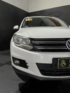 Foto do veículo Volkswagen Tiguan 2.0 Tsi 16v 200cv Tiptronic 5p