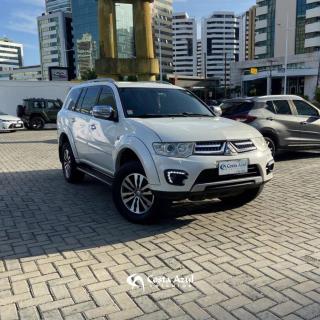 Foto do veículo Mitsubishi Pajero Hpe 3.2 4x4 T.i. Dies. 5p Aut.