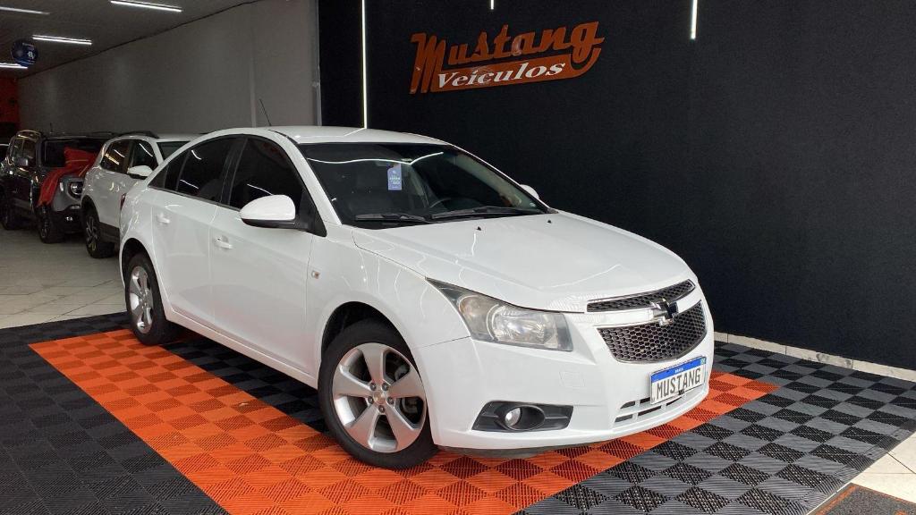 Chevrolet Cruze CRUZE LT 1.8 16V FlexPower 4p Aut. 2014