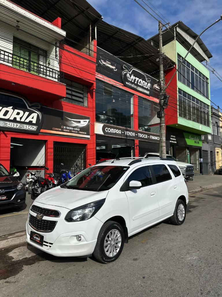 Chevrolet Spin 1.8 AT 2016