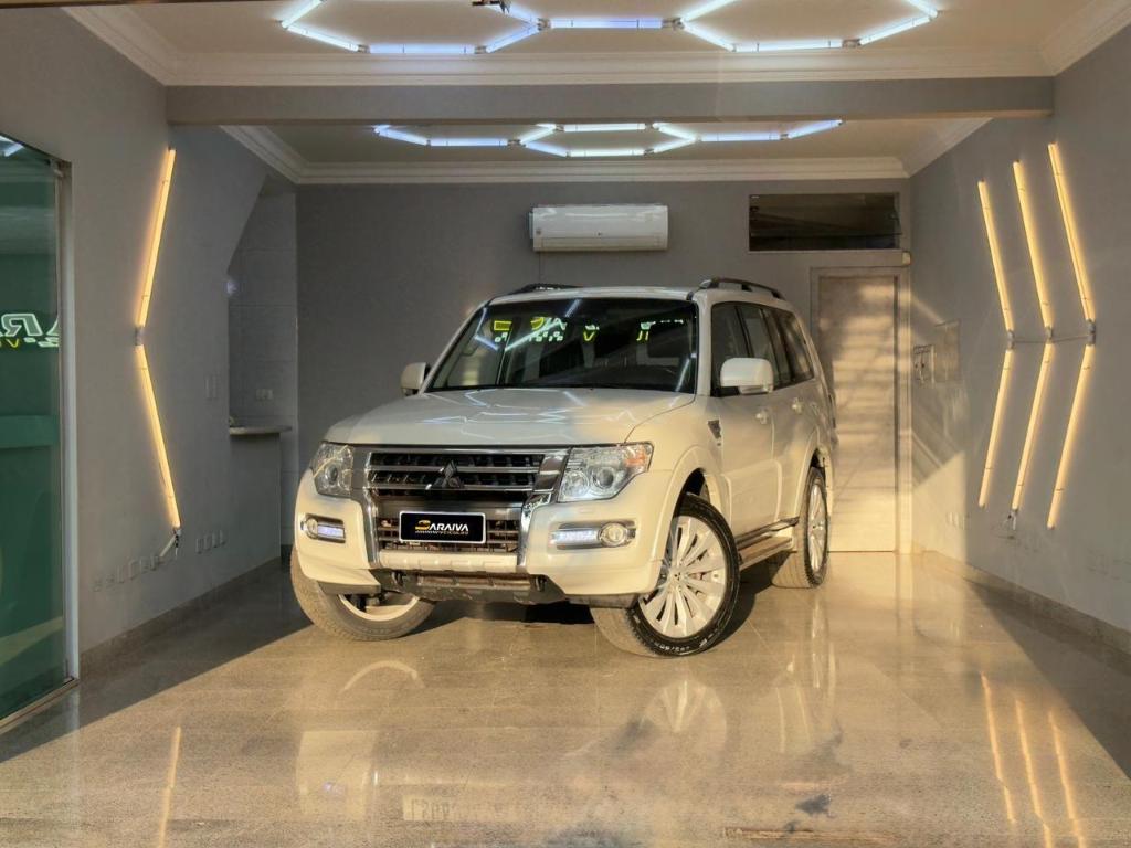 Mitsubishi Pajero PAJERO HPE FULL 3.8 V6 250CV 5P AUT. 2016