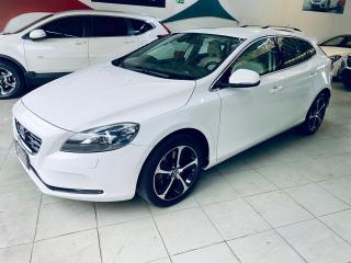Foto do veículo Volvo V40 2.0 T4 Dynamic Auto