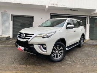 Foto do veículo Toyota Hilux Sw4 Srx 4x4 2.8 Tdi 16v Dies. Aut.