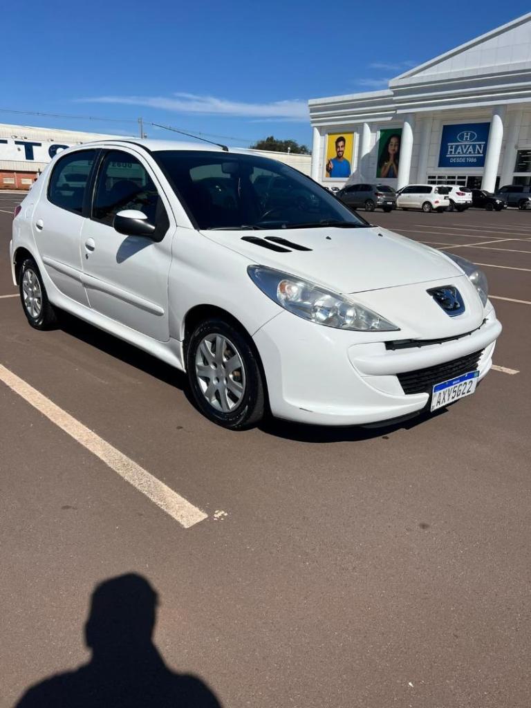 Peugeot 207 ACTIVE 1.4 8V FLEX 4P 2014