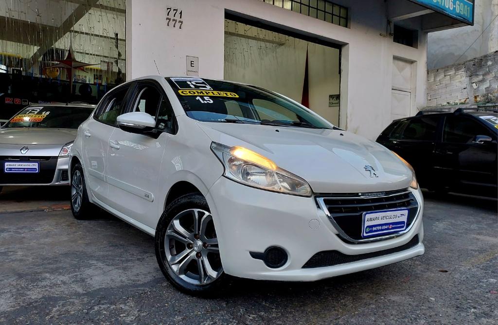 Peugeot 208 2015