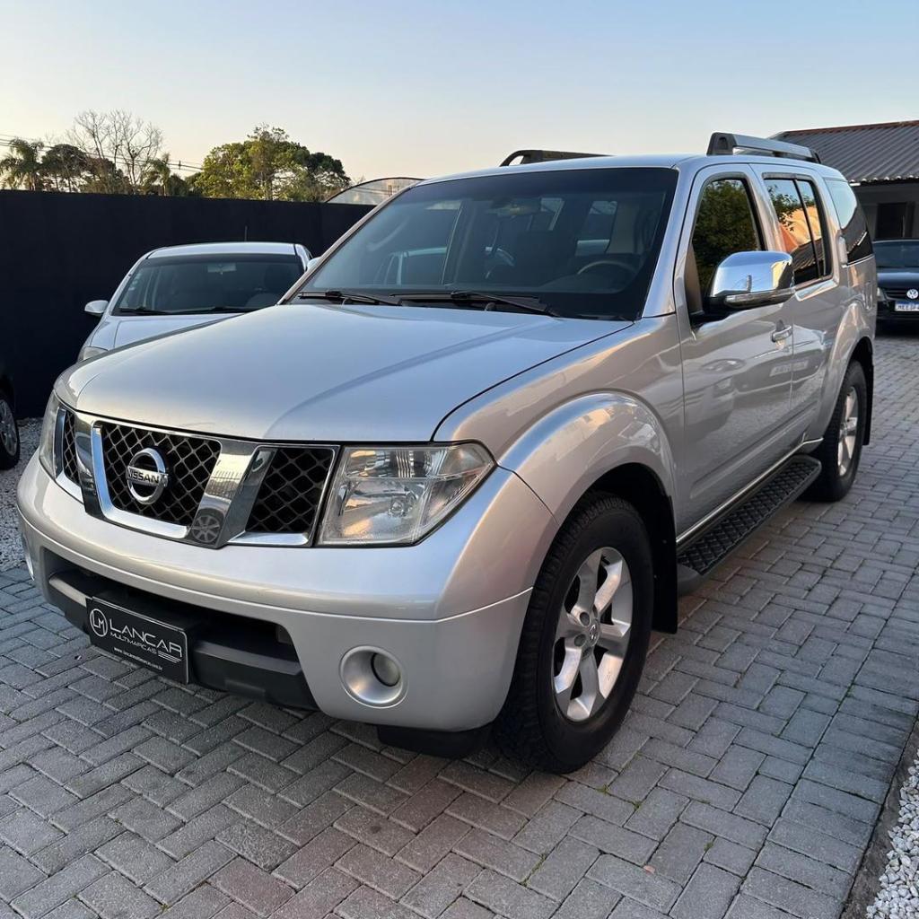 Nissan Pathfinder SE 2.5 16V TDI DIESEL AUT. 2008