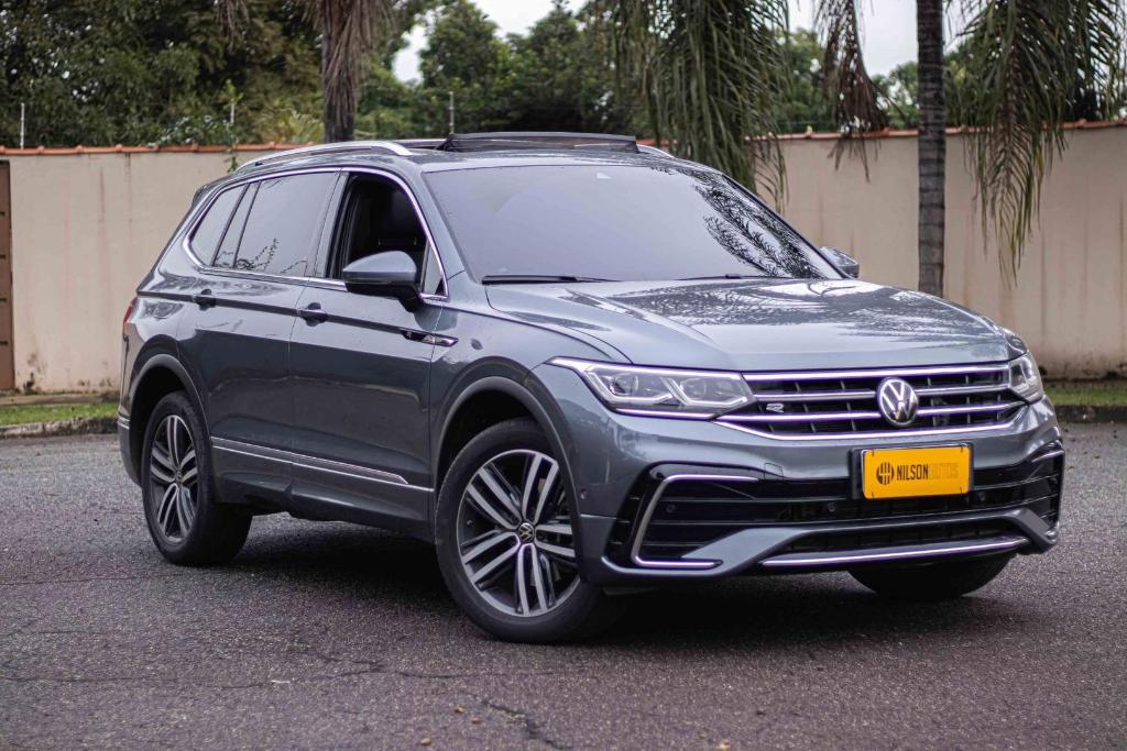 Volkswagen Tiguan TIGUAN ALLSPAC R-LINE 300 TSI 2.0 2024