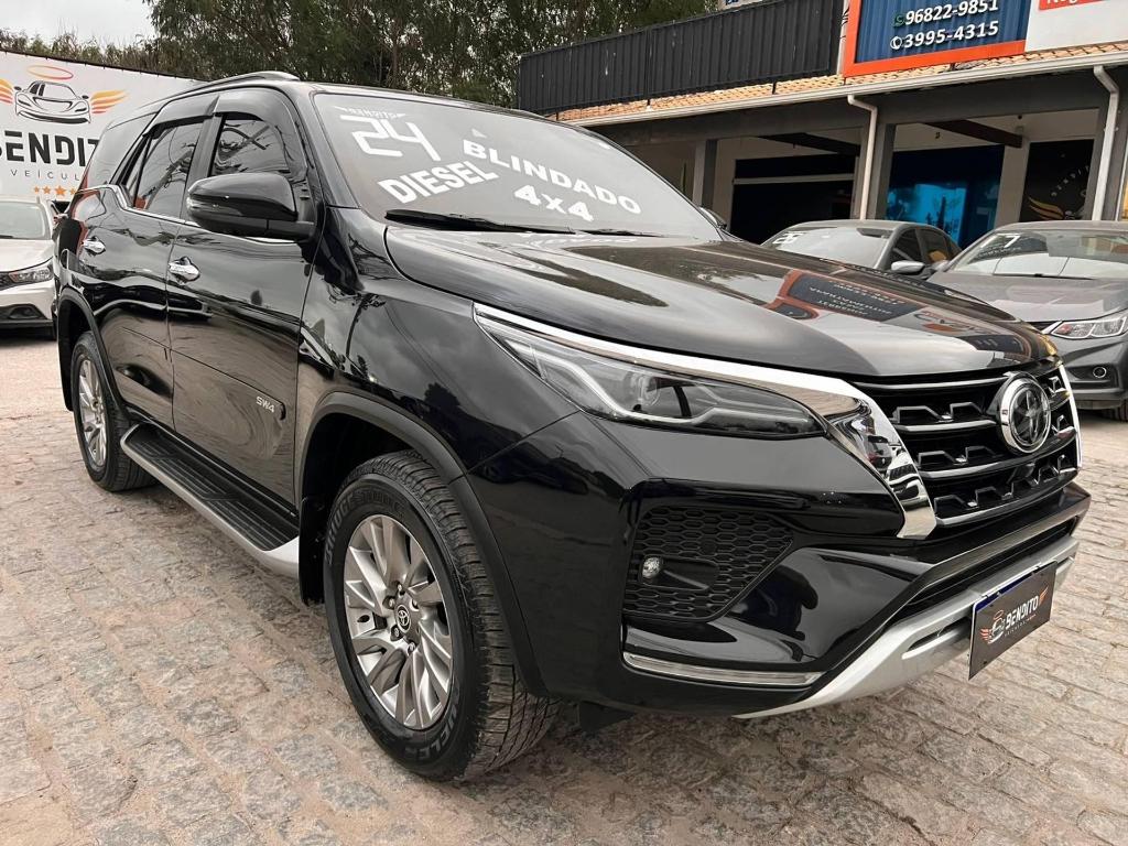 Toyota Hilux Sw4 Hilux SW4 SRX 4x4 2.8 TDI 16V Dies. Aut. 2024