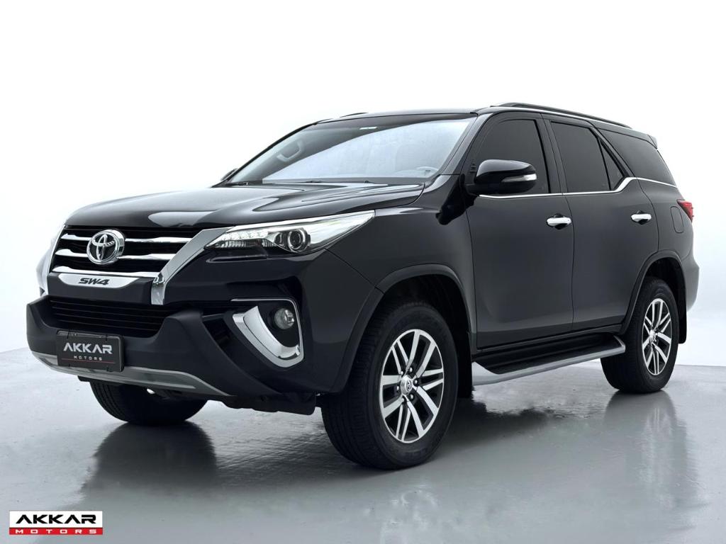 Toyota Sw4 Hilux SW4 SRX 4x4 2.8 TDI 16V Dies. Aut. 2017