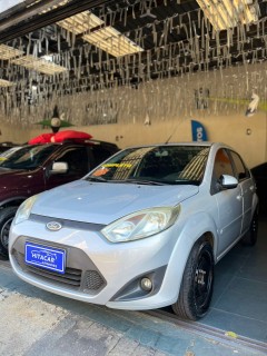 Foto do veículo Ford Fiesta 1.6 Rocam Flex Sedan Se Plus