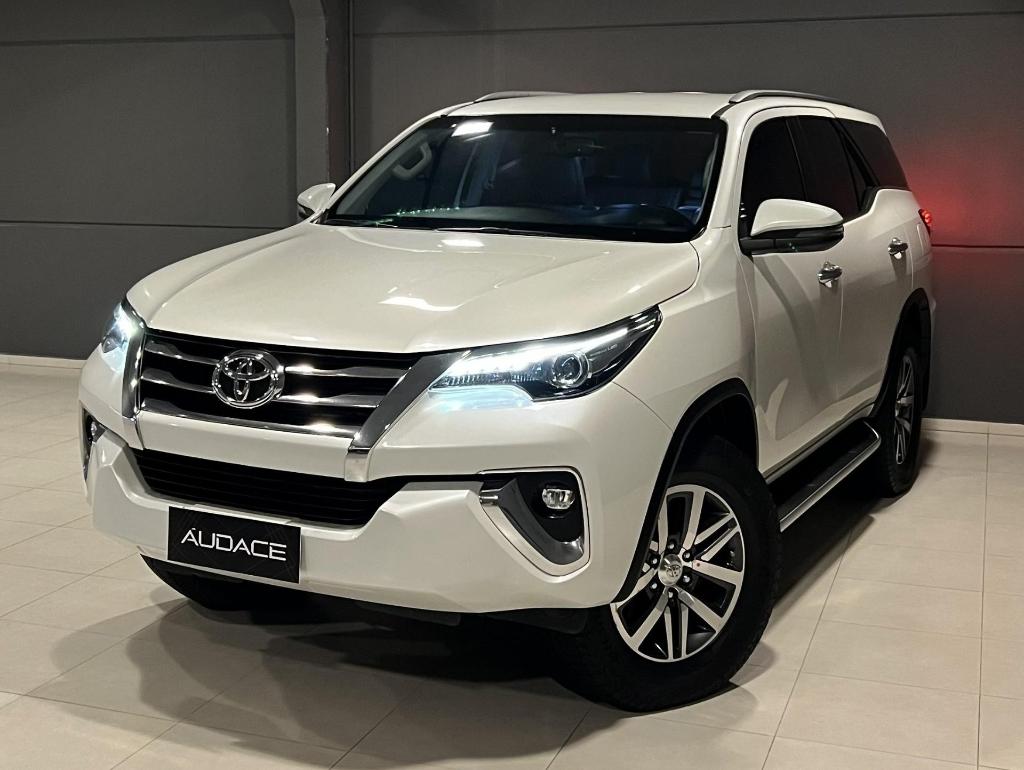 Toyota Hilux Sw4