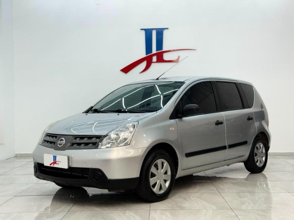 Nissan Livina 2010