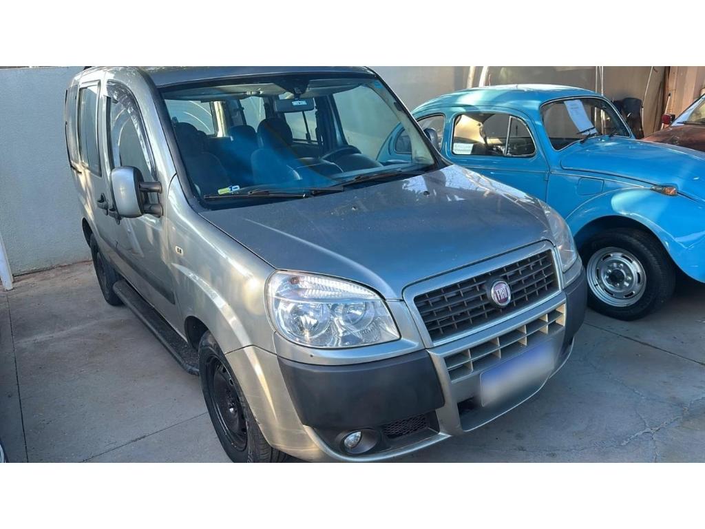 Fiat Doblo Doblo ESSENCE 1.8 Flex 16V 5p 2014