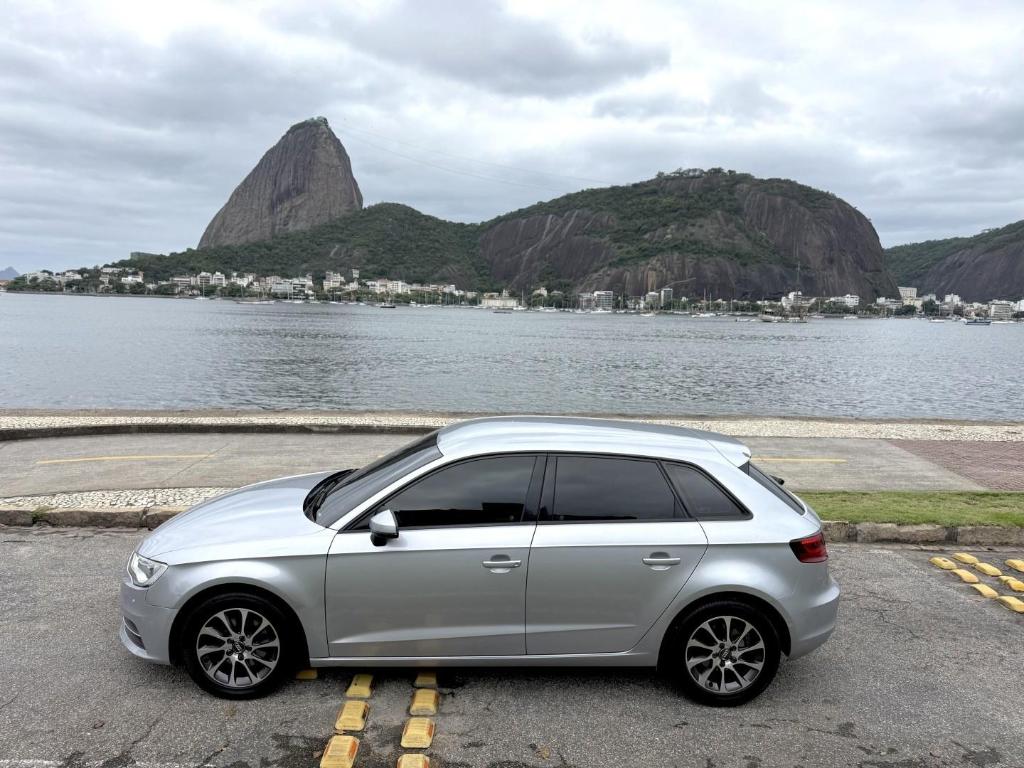 Audi A3 1.4 TFSI GASOLINA SPORTBACK PRESTIGE PLUS S-TRONIC 2015