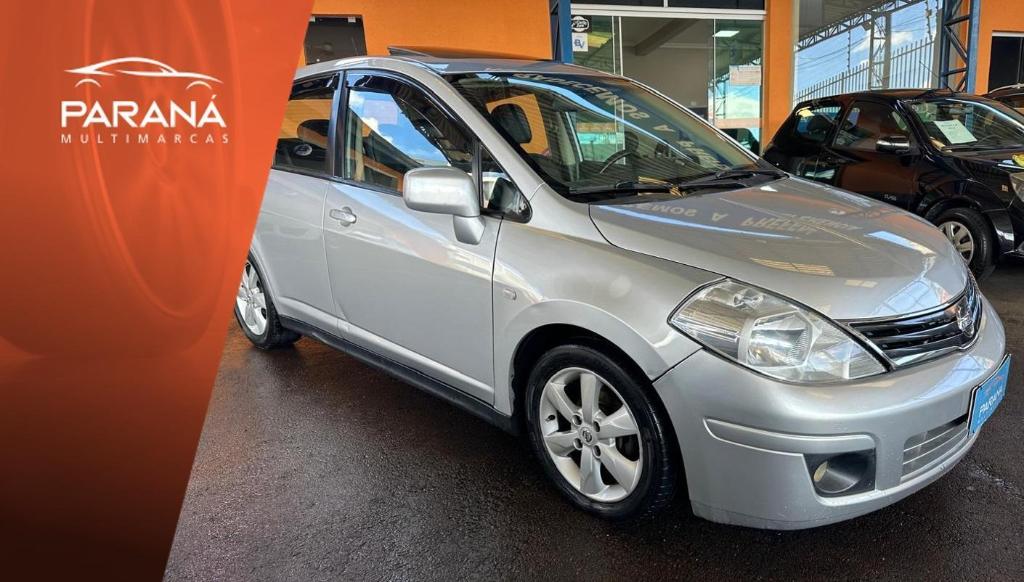Nissan Tiida 1.8 SL 16V FLEX 4P AUTOMÁTICO 2011
