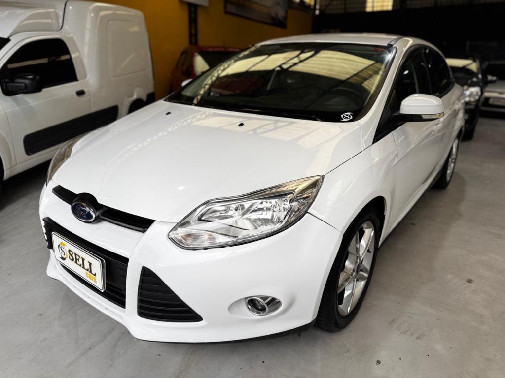 Ford Focus 2.0 S SEDAN 16V FLEX 4P POWERSHIFT 2014