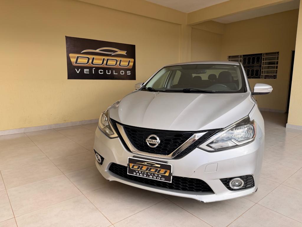Nissan Sentra S 2.0 CVT 2017