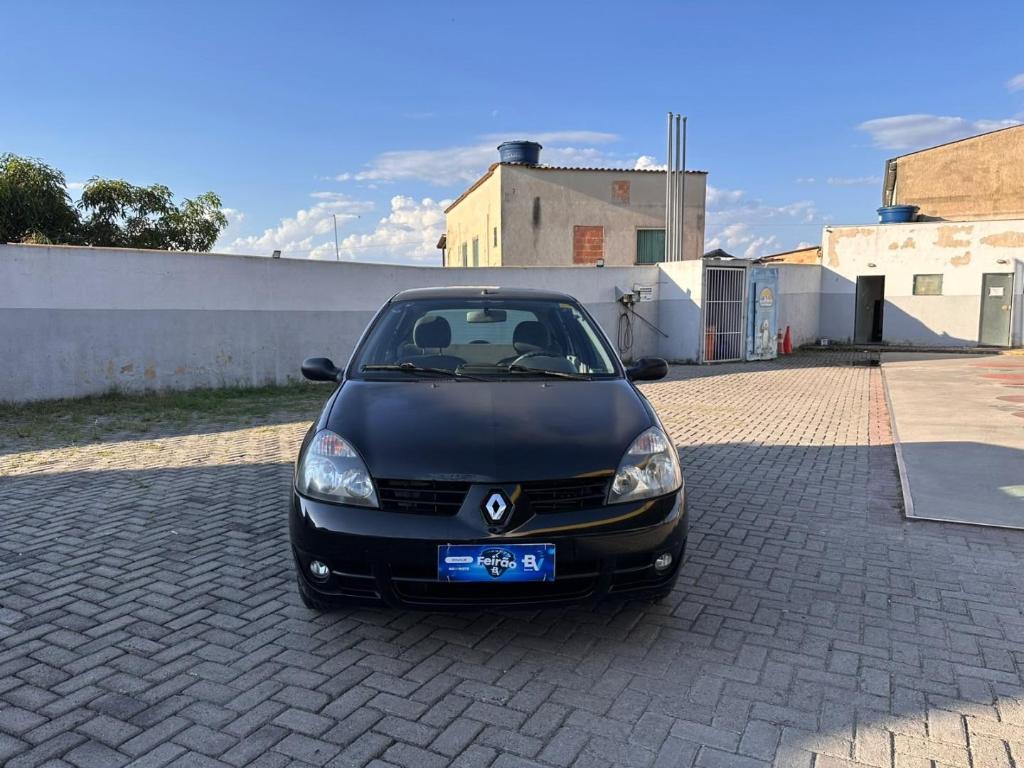 Renault Clio AUTHENTIQUE HI-FLEX 1.0 16V 3P 2011