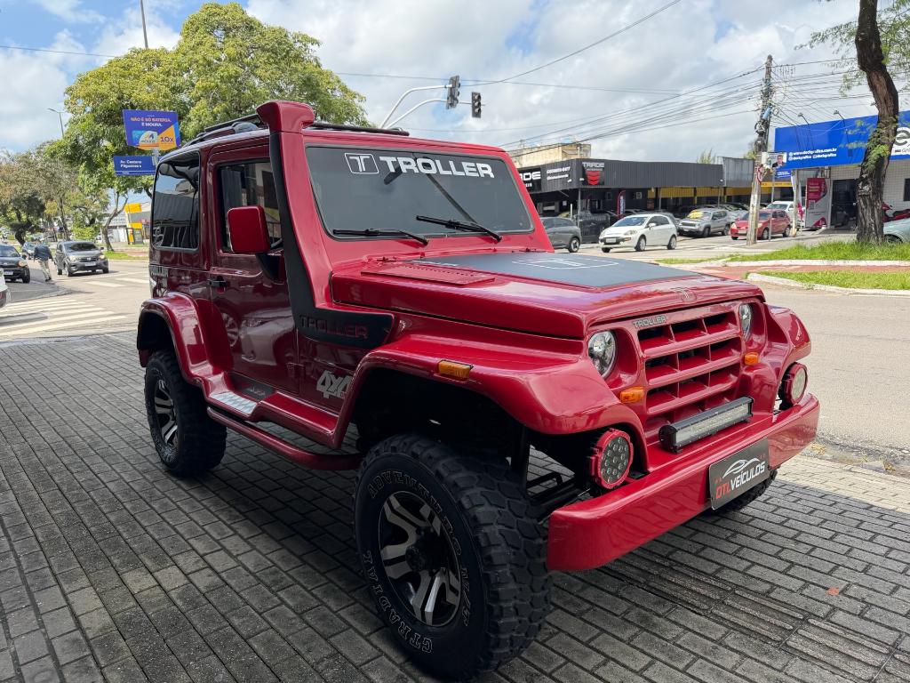 Troller T4 2.8 TETO RÍGIDO 12V TURBO INTERCOOLER DIESEL 2P MANUAL 2004